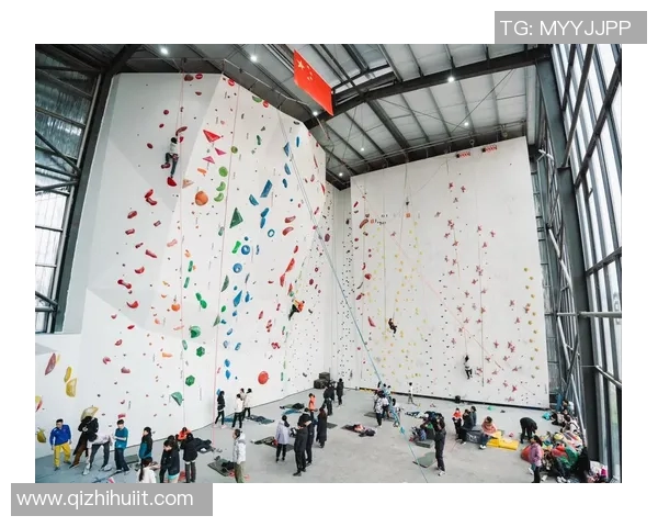 重庆攀岩队的训练节奏与发展趋势深度解析 重庆攀岩队的训练节奏与发展趋势深度解析