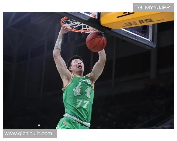 辽宁队成功卫冕CBA总冠军,赢得球迷一片喝彩! 辽宁队成功卫冕CBA总冠军,赢得球迷一片喝彩!